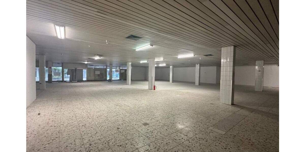 Einzelhandel zu vermieten Ladenlokal Gewerbeeinheit zimmer