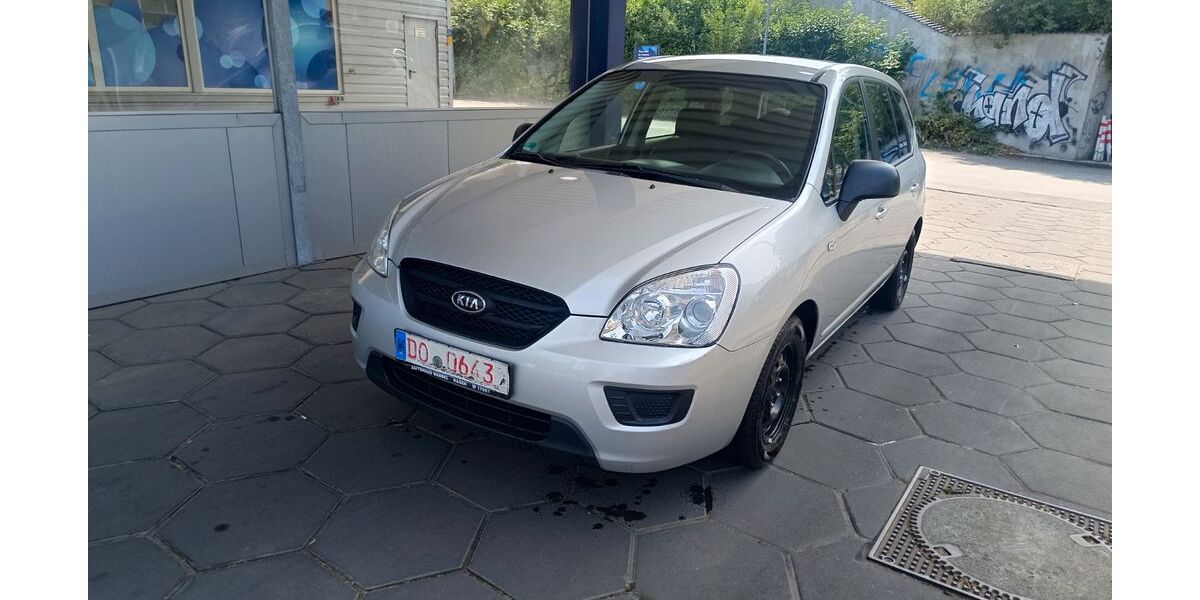 Kia Carens 100.000 km 3.499 &euro; Dortmund 44147
