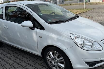 Opel Corsa 214.000 km 700 &euro; Bottrop 46238