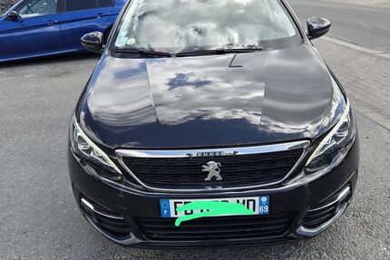 Peugeot 308 171.000 km 8.990 € Gelsenkirchen 45884