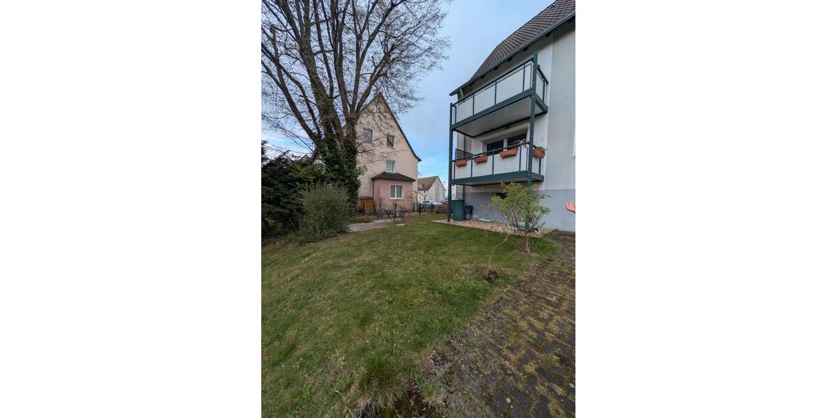 Dachgeschoßwohnung Bochum Querenburg - 3 Zimmer, 68 m&sup2;, 680&euro; | Angebot:26560395