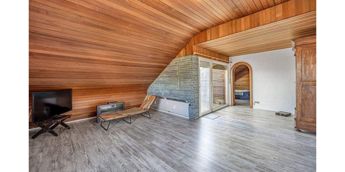 Mehrfamilienhaus, Wohnhaus Sprockhövel Haßlinghausen - 8 Zimmer, 206 m&sup2;, 480.000&euro; | Angebot:25731463