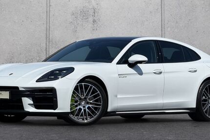 Porsche Panamera 11.813 km 120.900 &euro; Holzwickede 59439