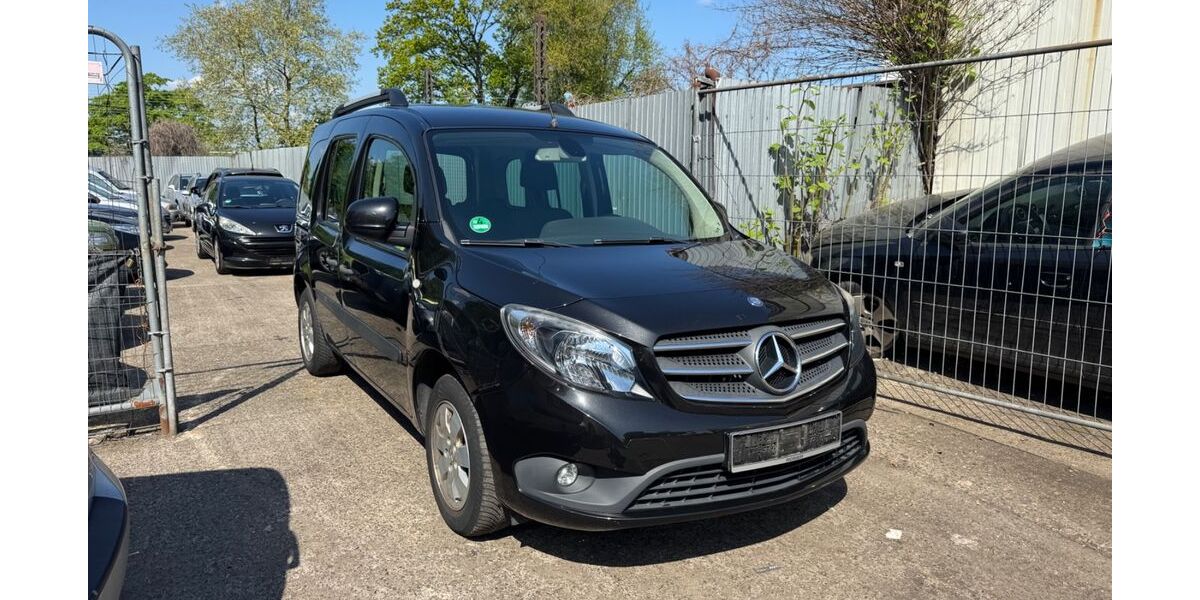 Mercedes-Benz Citan 170.000 km 8.500 &euro; Essen 45143