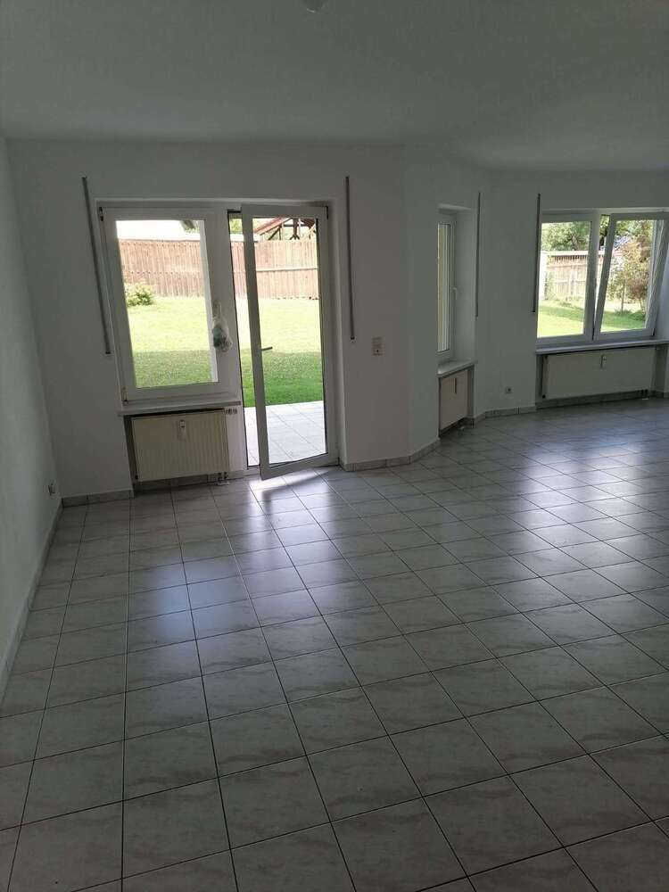 Wohnung zum Mieten in Wasserliesch 1.067 € 97 m²