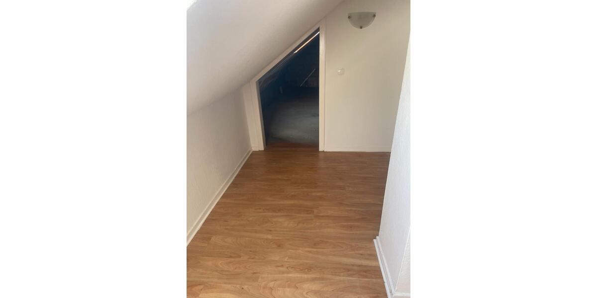 Etagenwohnung Lünen Brambauer - 3 Zimmer, 81 m&sup2;, 775&euro; | Angebot:26409922