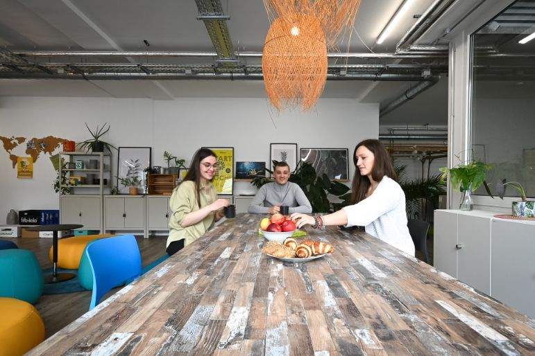 Karibik-Stil im Bochumer Zentrum: Teambüro (8 Pers.), flexibel inkl. NK zimmer