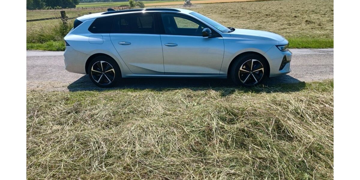 Opel Astra 9.950 km 21.590 &euro; Waltrop 45731