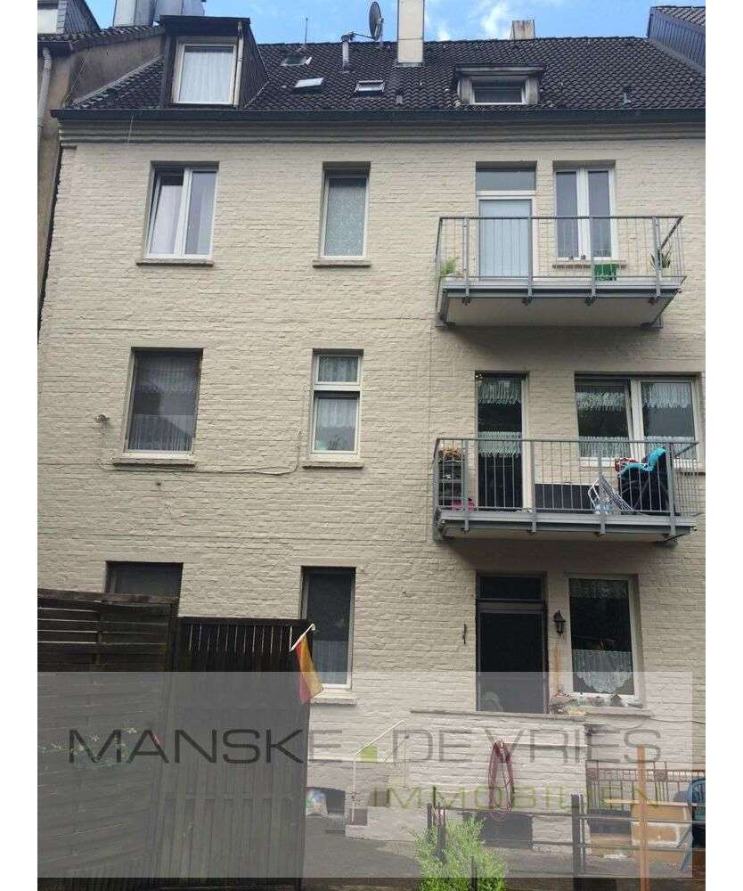 Haus zum Kaufen in Essen 470.000 € 331 m²