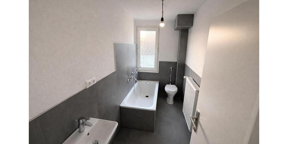 Erstbezug nach Kernsanierung moderne 2,5-Zimmer-Wohnung 2.5 zimmer