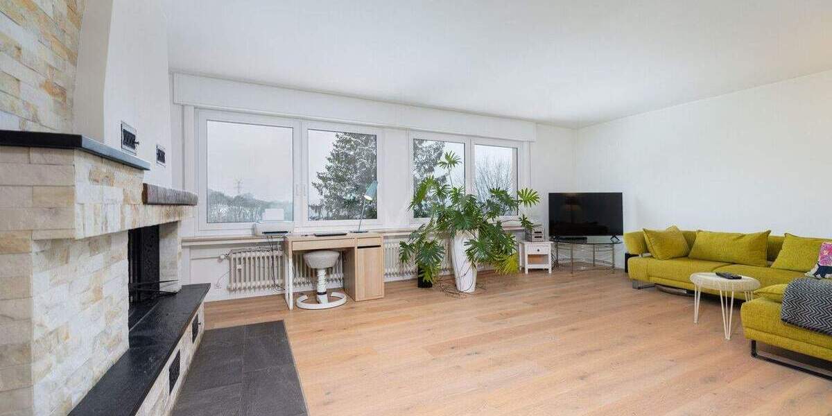 Etagenwohnung Velbert Langenberg - 4 Zimmer, 120 m&sup2;, 315.000&euro; | Angebot:24857677