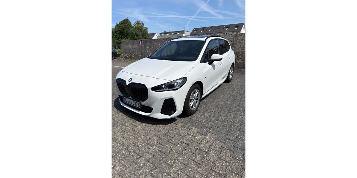 BMW 218 Active Tourer 72.500 km 27.900 &euro; Wülfrath 42489