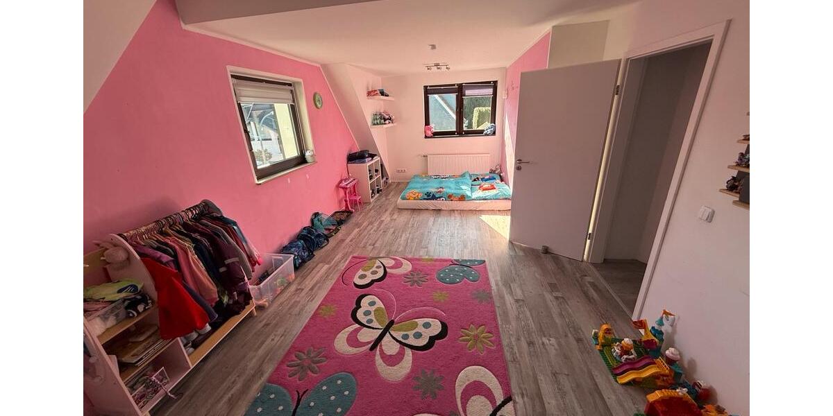 Einfamilienhaus Bochum Günnigfeld - 10 Zimmer, 242 m&sup2;, 650.000&euro; | Angebot:25255964