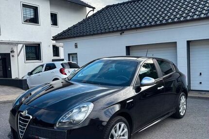 Alfa Romeo Giulietta 175.600 km 6.946 &euro; Hagen 58135