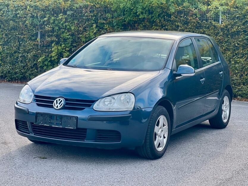 VW Golf 111.607 km 4.500 € Wuppertal 42389