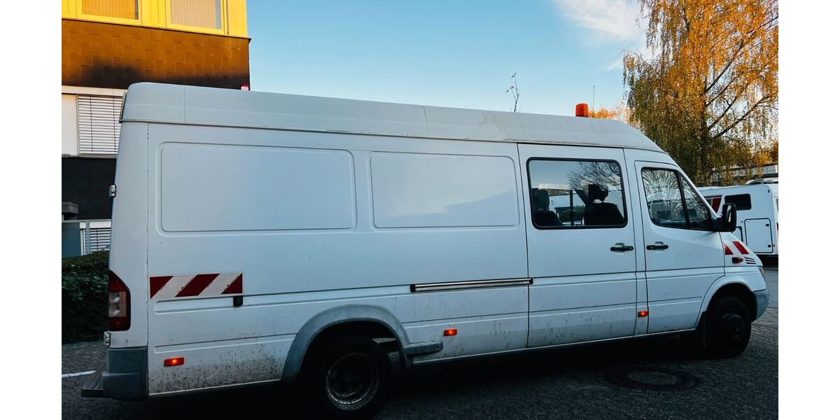 Mercedes-Benz Sprinter 139.500 km 11.900 &euro; Bottrop 46242