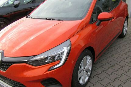 Renault Clio 17.150 km 16.890 € Bochum 44795