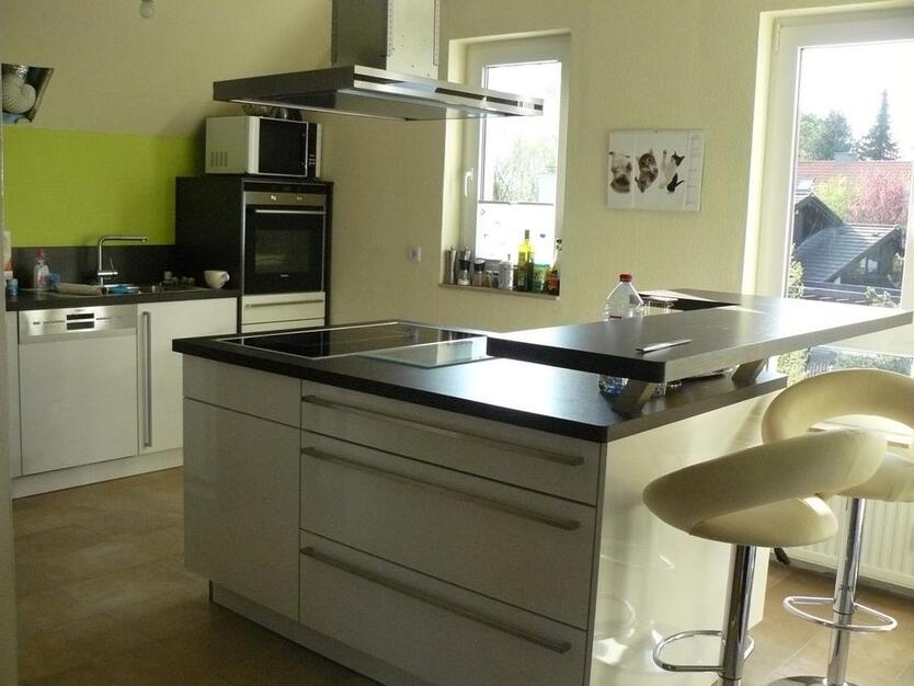 Hattingen: Exklusive Maisonette-Wohnung mit Ruhrblick in Bestlage
