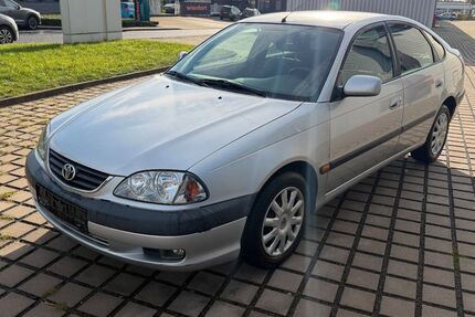 Toyota Avensis 170.000 km 2.250 € Essen 45329