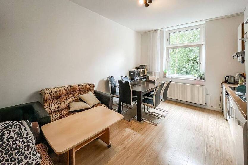 4 Familienhaus - modernisiert - voll vermietet