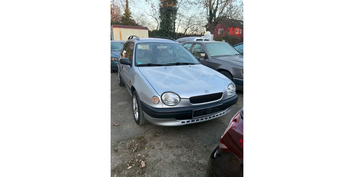 Toyota Corolla 187.000 km 1.990 &euro; Dortmund 44269