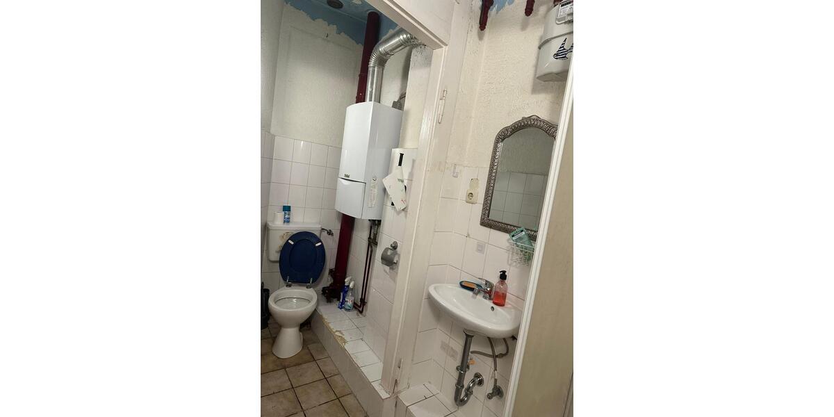 3 Einzelzimmer mit WG Küche und Badezimmern, bereit für vermieten 3.5 zimmer