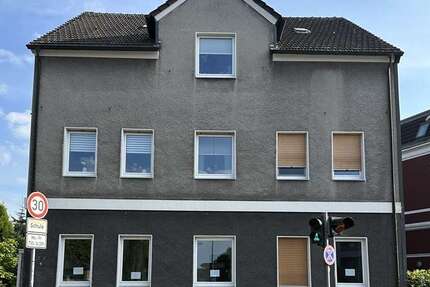 Haus zum Kaufen in Bochum Brenschede 750.000 € 350 m²