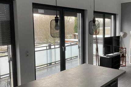 Hochwertige moderne 74qm Neubau EinliegerWohnung im Grün, Balkon