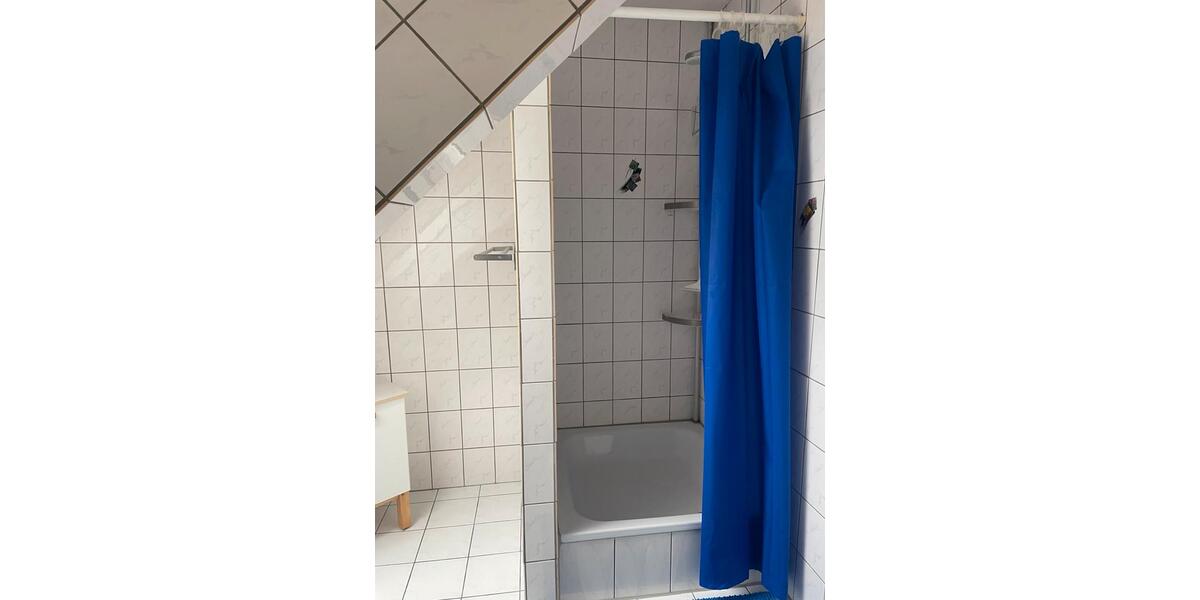 Dachgeschoßwohnung Essen Stadtbezirk IX - 2 Zimmer, 30 m&sup2;, 525&euro; | Angebot:25784098