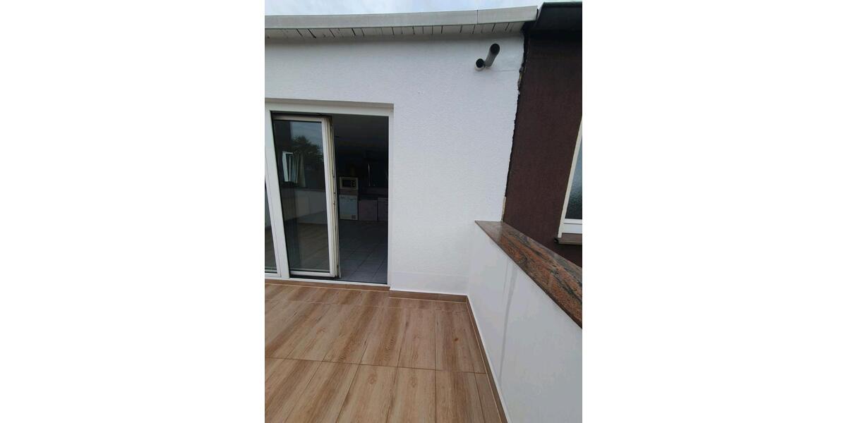 Dachgeschoßwohnung Gelsenkirchen - 2 Zimmer, 98 m&sup2;, 129.000&euro; | Angebot:25832405