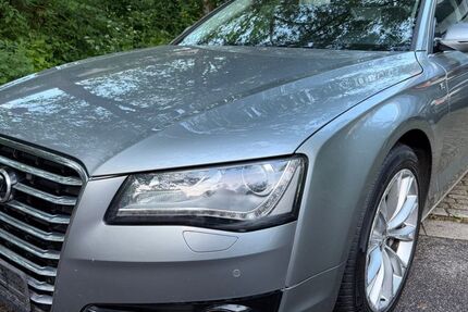 Audi A8 265.564 km 11.200 &euro; Essen 45276