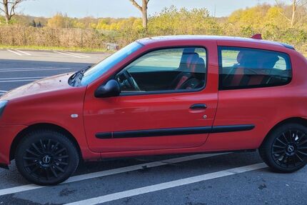 Renault Clio 96.000 km 1.799 &euro; Mülheim an der Ruhr 45468