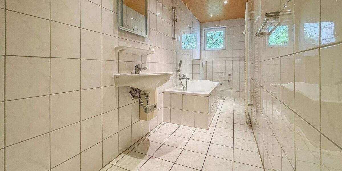 Reihenendhaus Hagen Mittelstadt - 2 Zimmer, 82 m&sup2;, 574&euro; | Angebot:26766697