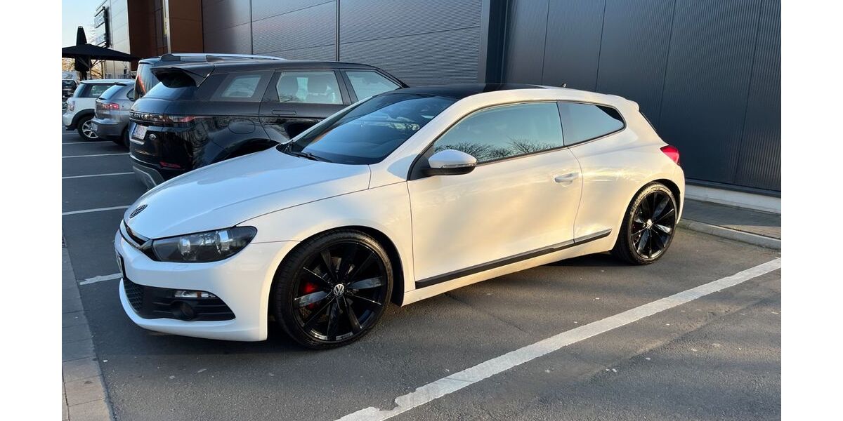 VW Scirocco 153.500 km 5.600 &euro; Essen 45359