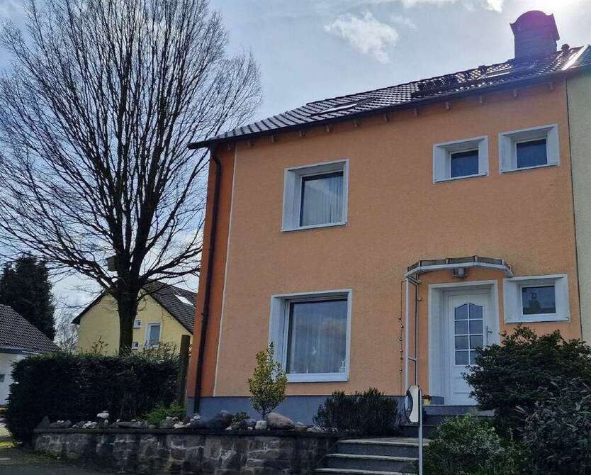 Haus zum Kaufen in Solingen-Mitte 395.000 € 139 m²