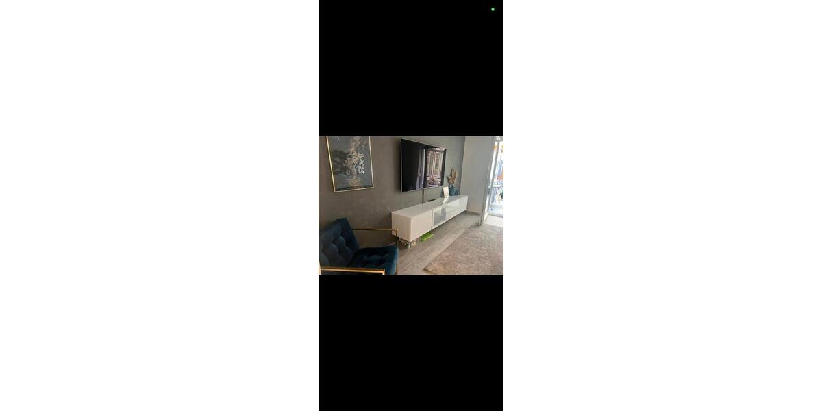 Doppelhaushälfte mit. Wintergarten 3 zimmer