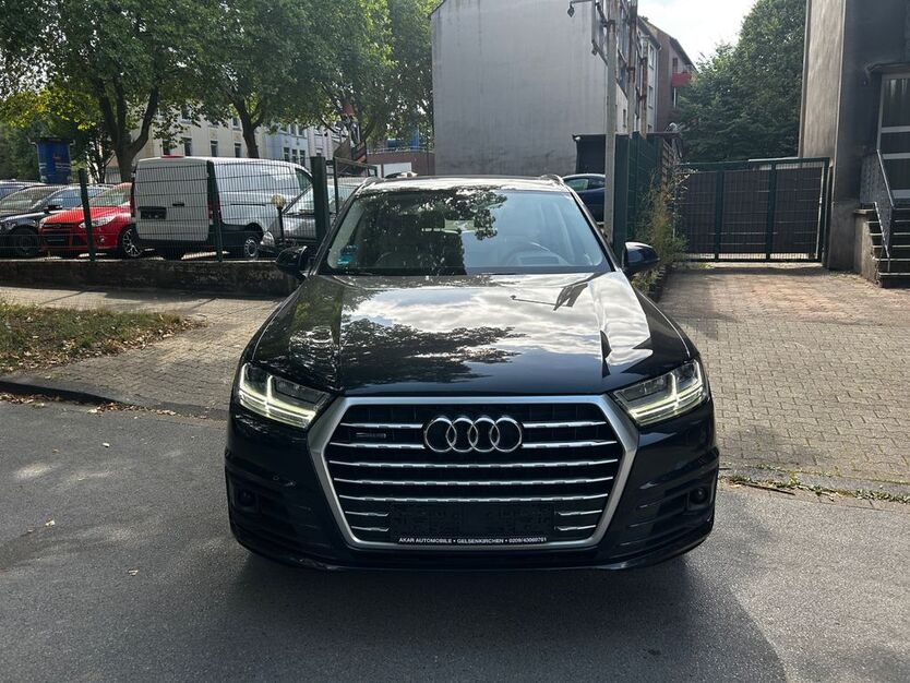 Audi Q7 276.000 km 21.900 € Gelsenkirchen 45889