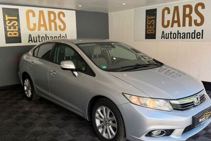 Honda Civic 198.000 km 5.700 &euro; Bochum 44805