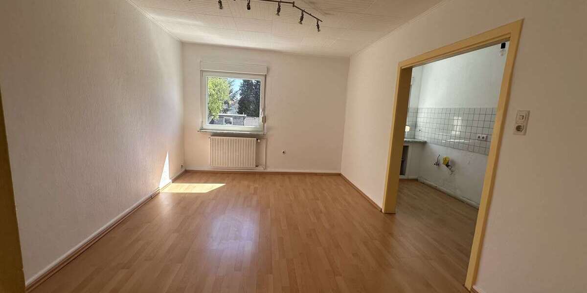 Etagenwohnung Recklinghausen Süd - 2.5 Zimmer, 65 m&sup2;, 380&euro; | Angebot:27306715