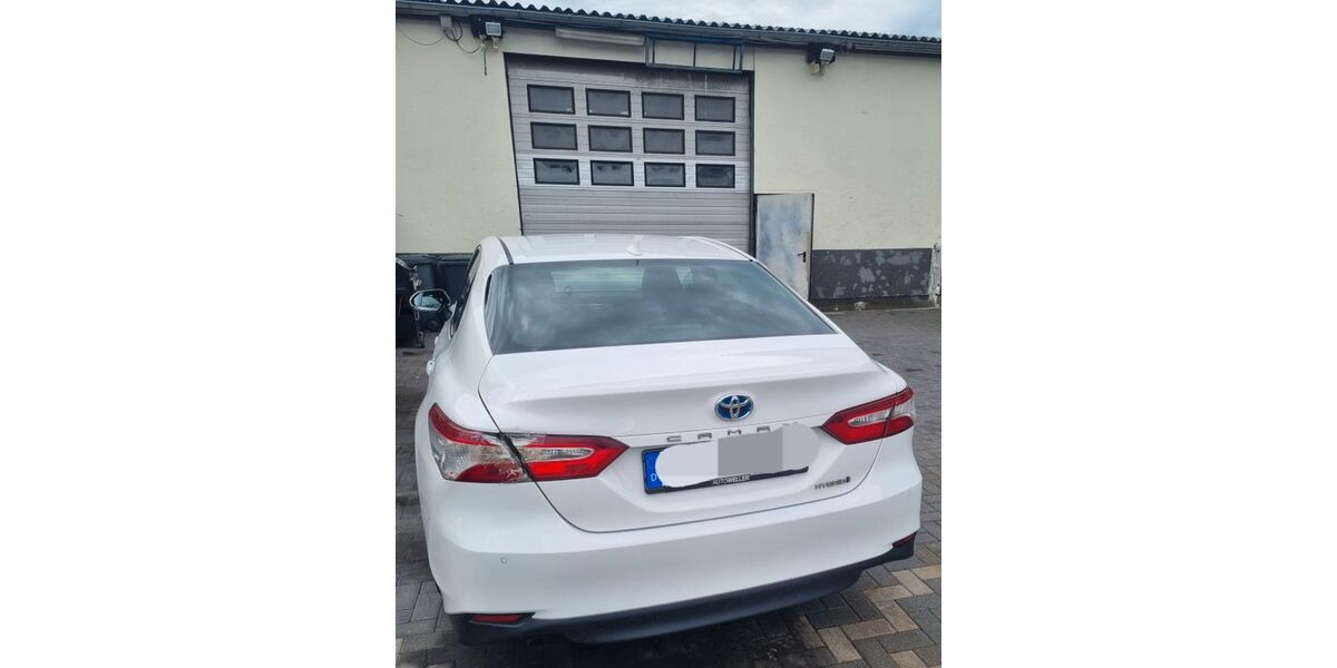 Toyota Camry 197.500 km 15.900 &euro; Essen 45326