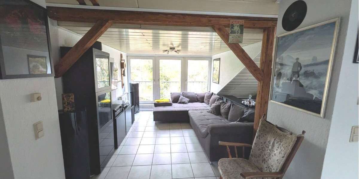 Etagenwohnung Dortmund Hörde - 3 Zimmer, 90 m&sup2;, 820&euro; | Angebot:26008304