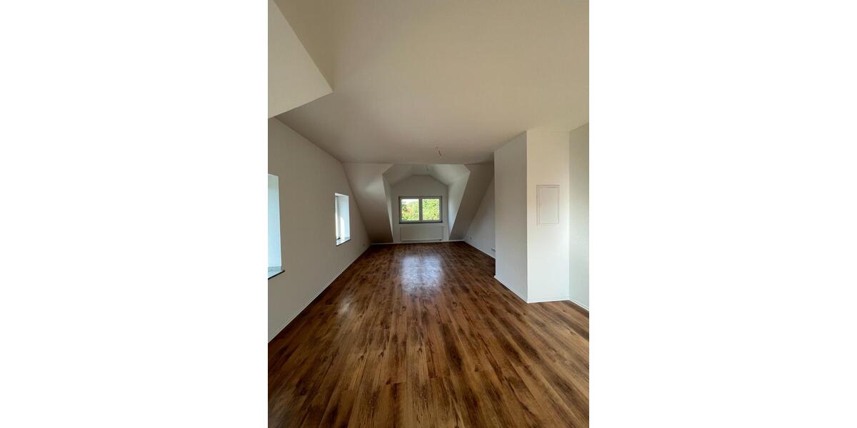 Dachgeschoßwohnung Witten Annen - 2 Zimmer, 67 m&sup2;, 668&euro; | Angebot:23766610