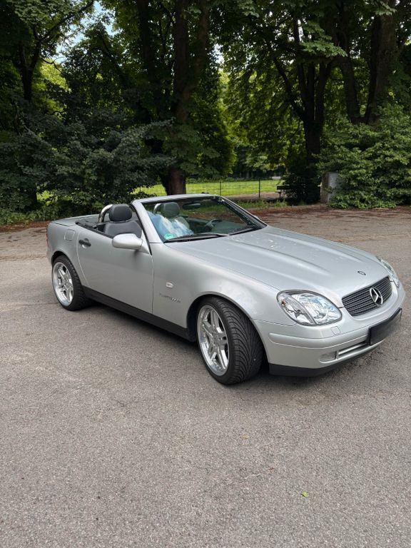SLK 230