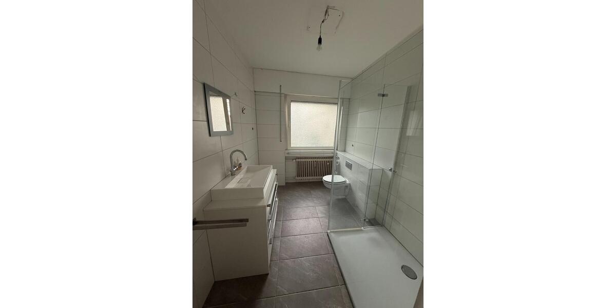 Erdgeschoßwohnung Dortmund Brackel - 3 Zimmer, 110 m&sup2;, 1.600&euro; | Angebot:24420094