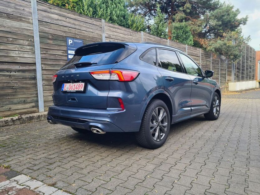 Ford Kuga 17.700 km 23.300 € Essen 45276