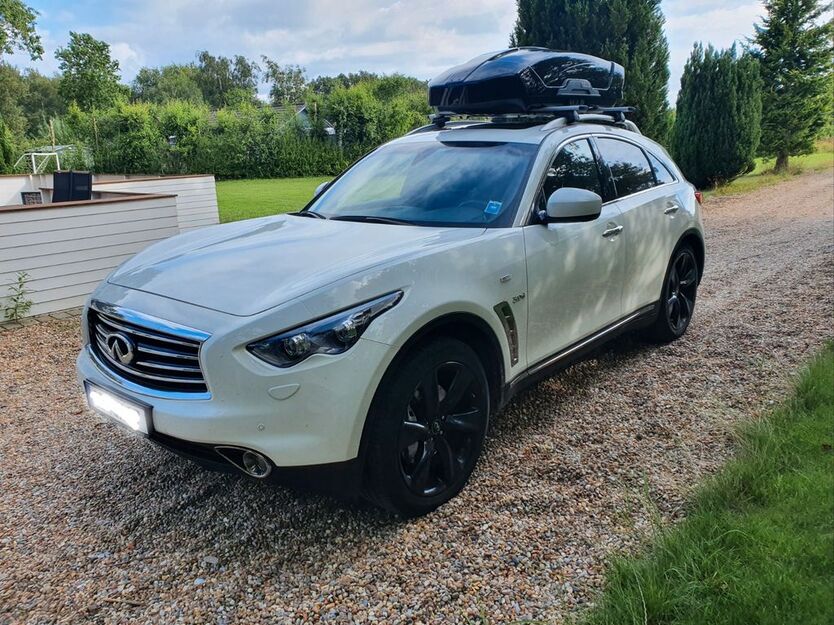 INFINITI QX70 91.450 km 19.500 € Mülheim 45475