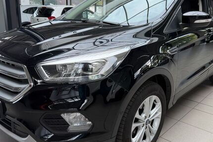 Ford Kuga 105.000 km 15.490 &euro; Bottrop 46236