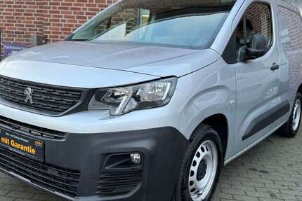 Peugeot Partner 234.500 km 8.849 &euro; Essen 45327