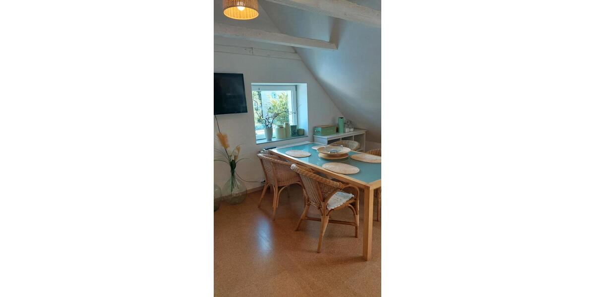 Dachgeschoßwohnung Dortmund Aplerbeck - 1 Zimmer, 70 m&sup2;, 1.250&euro; | Angebot:26426324