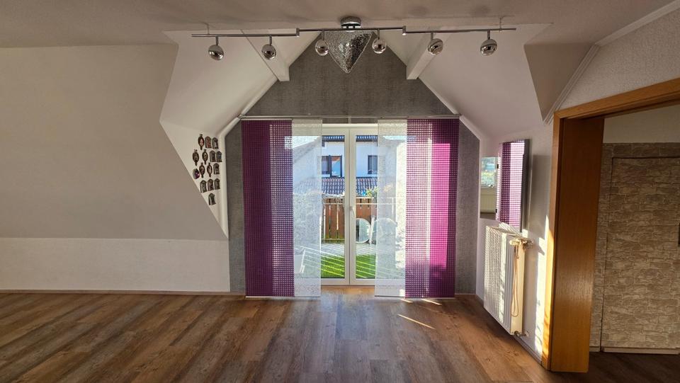 Etagenwohnung Dortmund Brackel - 3 Zimmer, 83 m&sup2;, 995&euro; | Angebot:25647922